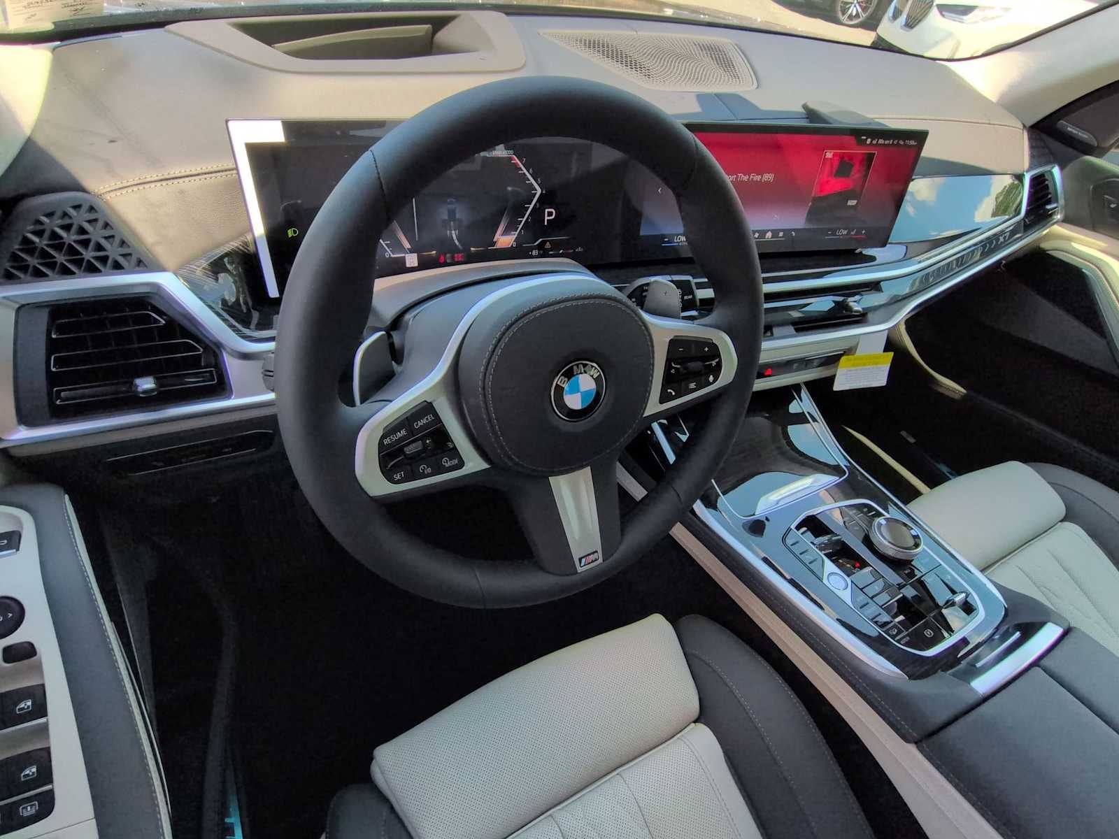 2027 BMW X7 xDrive40i