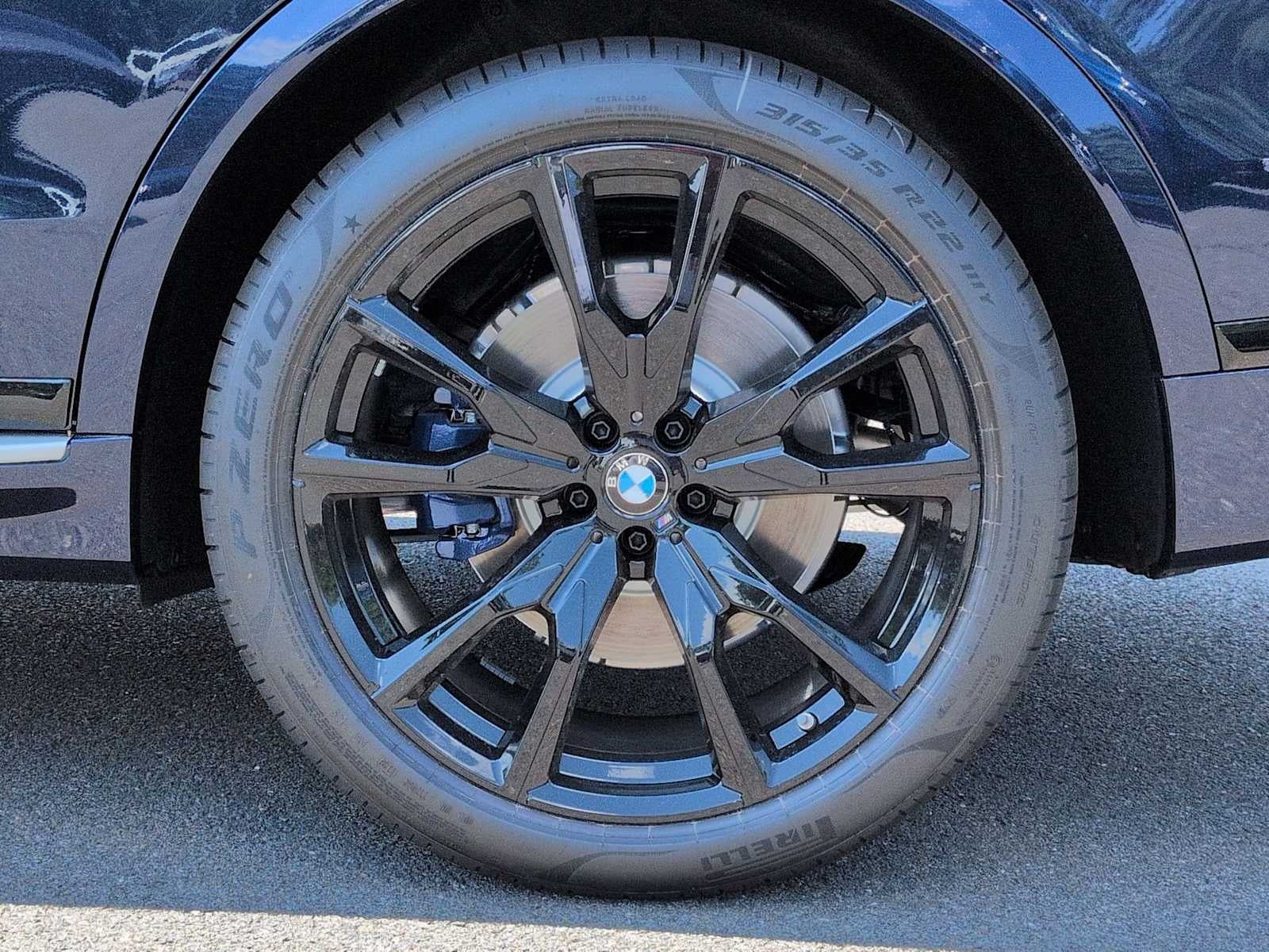 2027 BMW X7 xDrive40i