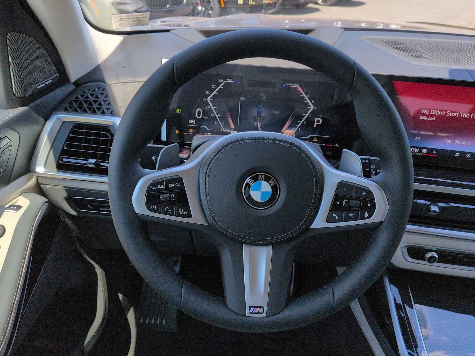 2027 BMW X7 xDrive40i