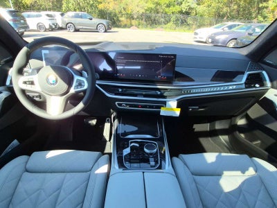 2027 BMW X7 xDrive40i