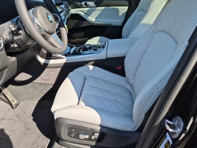 2027 BMW X7 xDrive40i