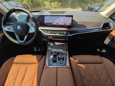 2027 BMW X7 xDrive40i