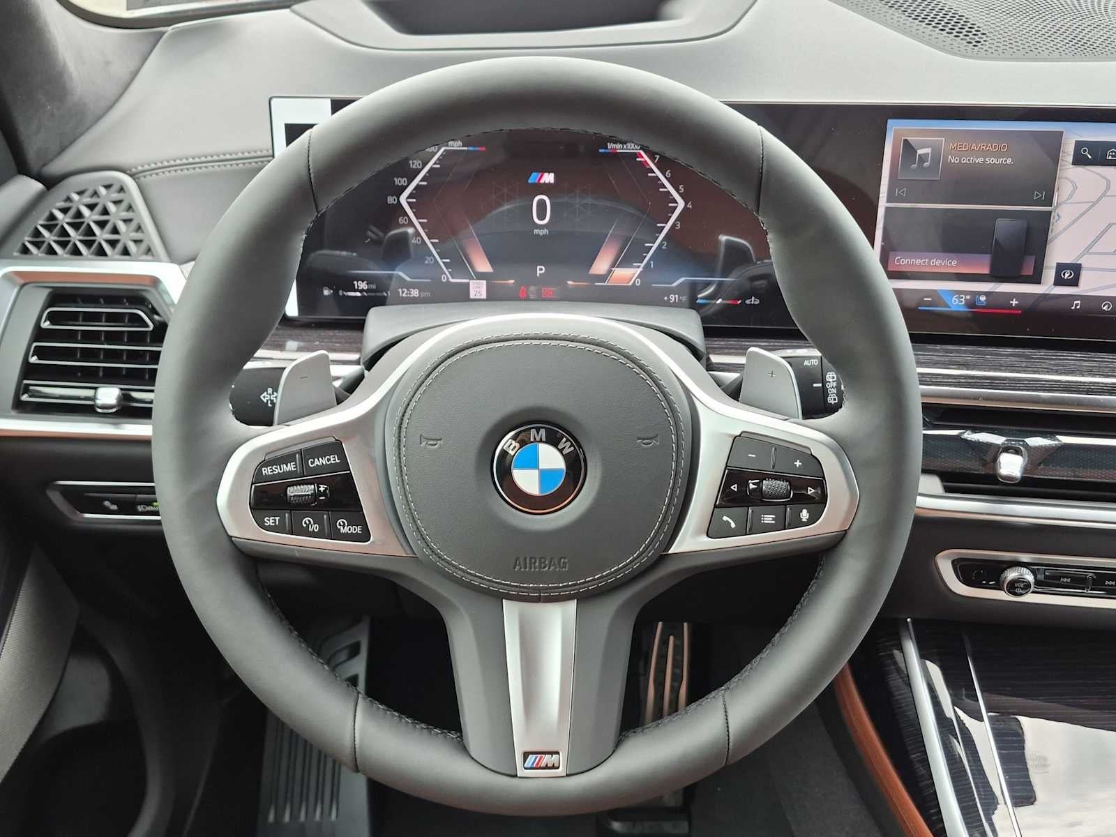 2027 BMW X7 xDrive40i