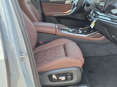 2027 BMW X7 xDrive40i