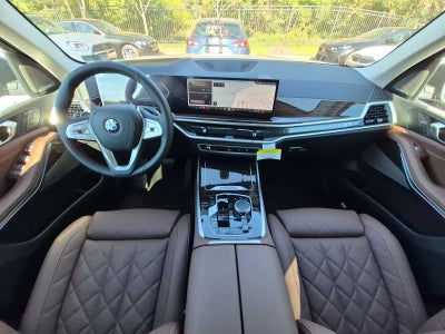 2027 BMW X7 xDrive40i