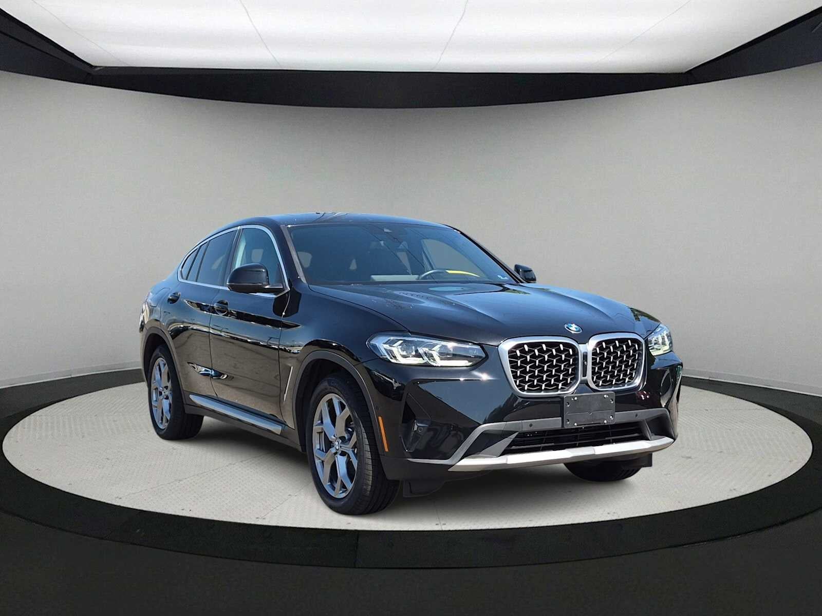 2023 BMW X4 xDrive30i