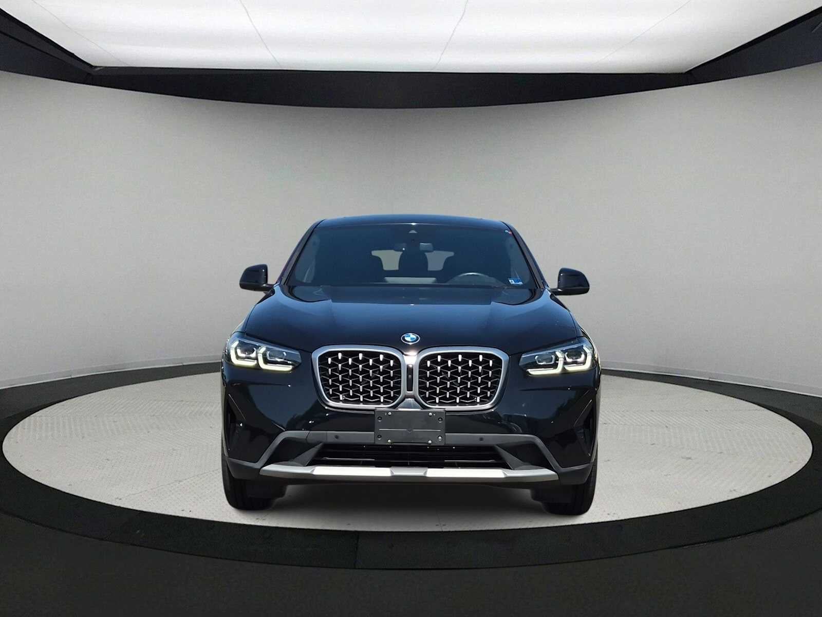 2023 BMW X4 xDrive30i