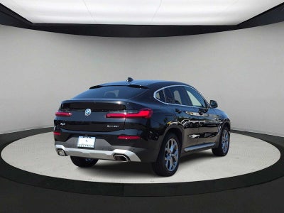 2023 BMW X4 xDrive30i