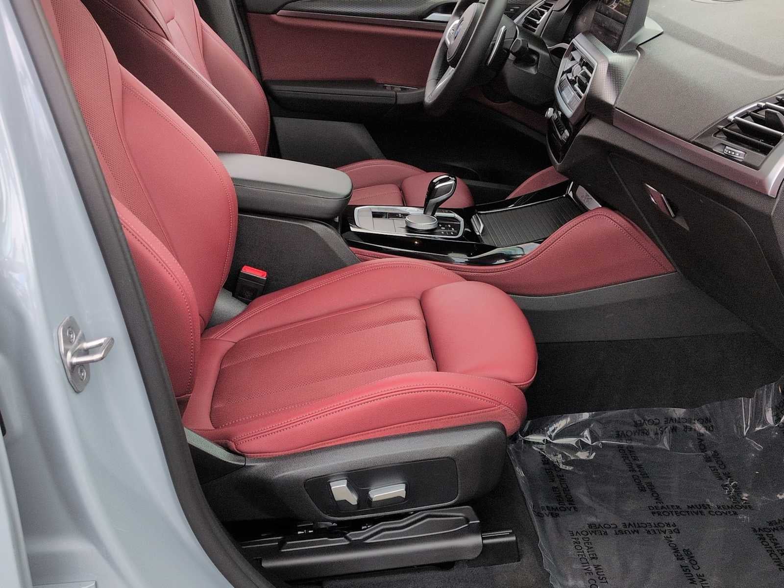 2023 BMW X4 xDrive30i