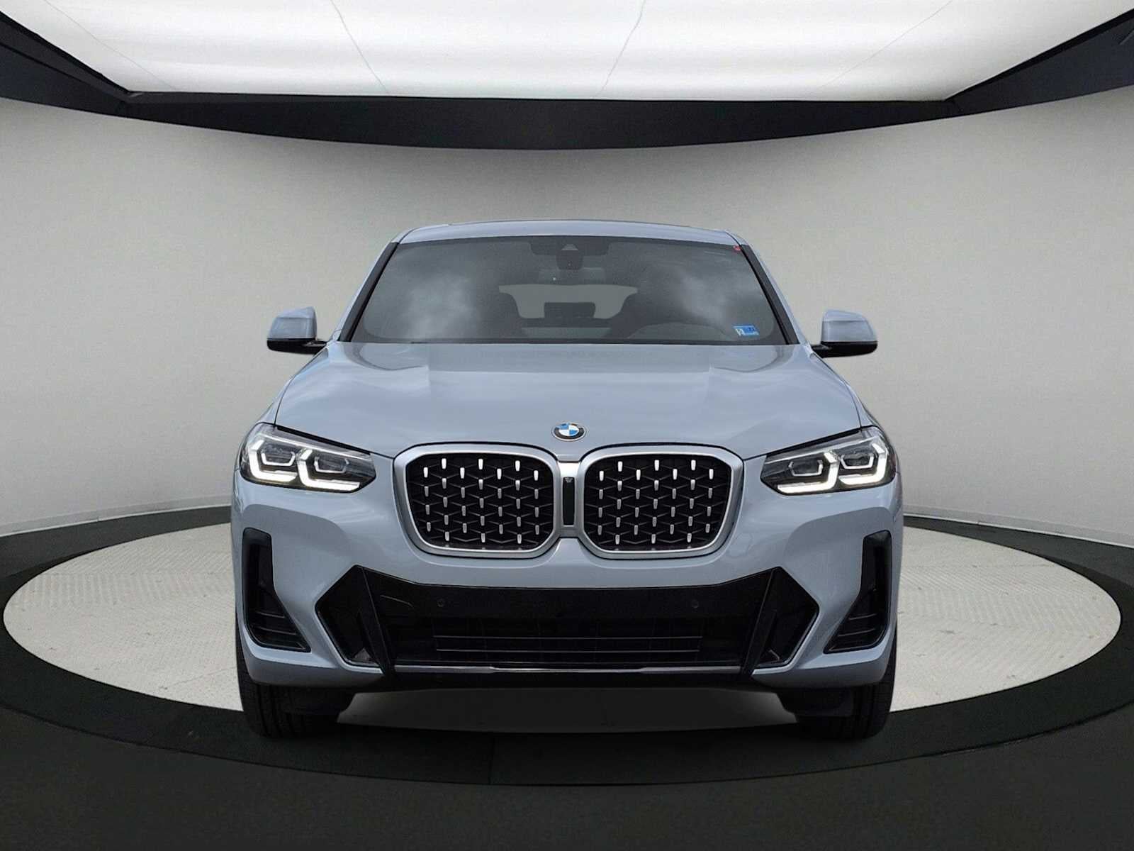 2023 BMW X4 xDrive30i