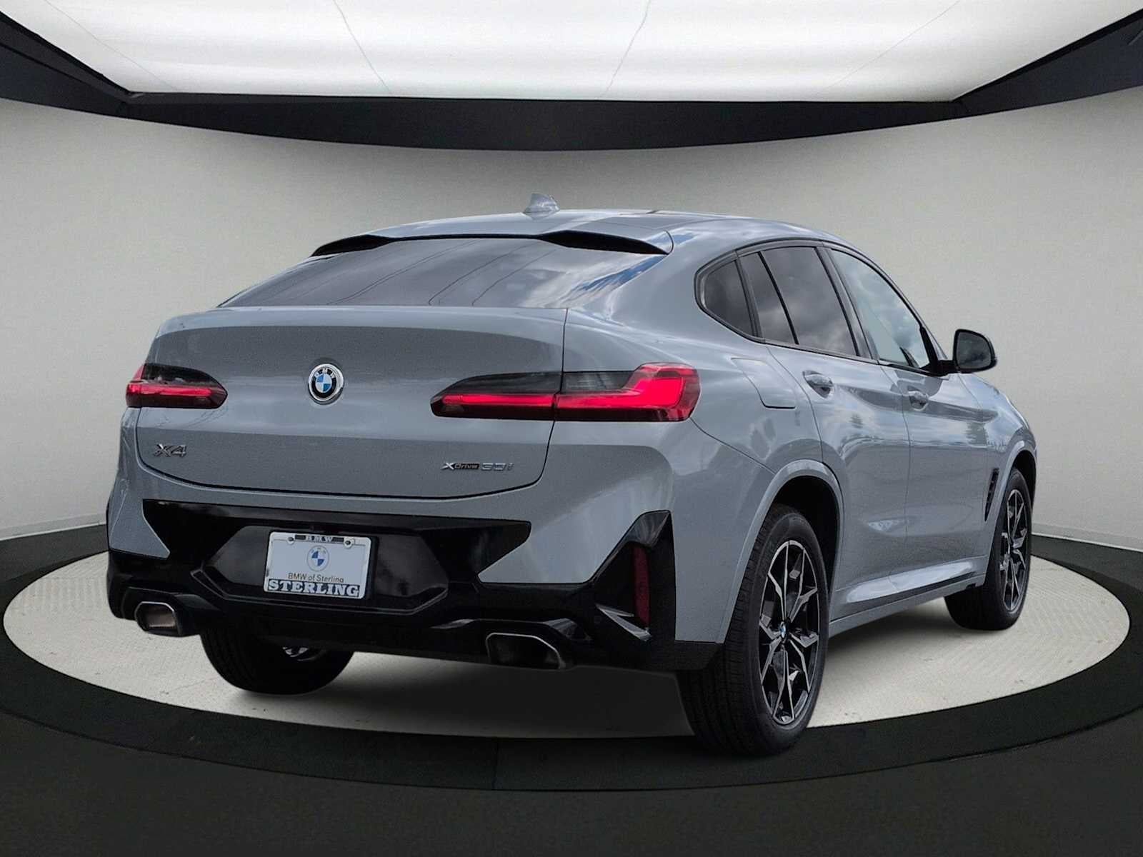 2023 BMW X4 xDrive30i