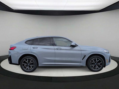 2023 BMW X4 xDrive30i