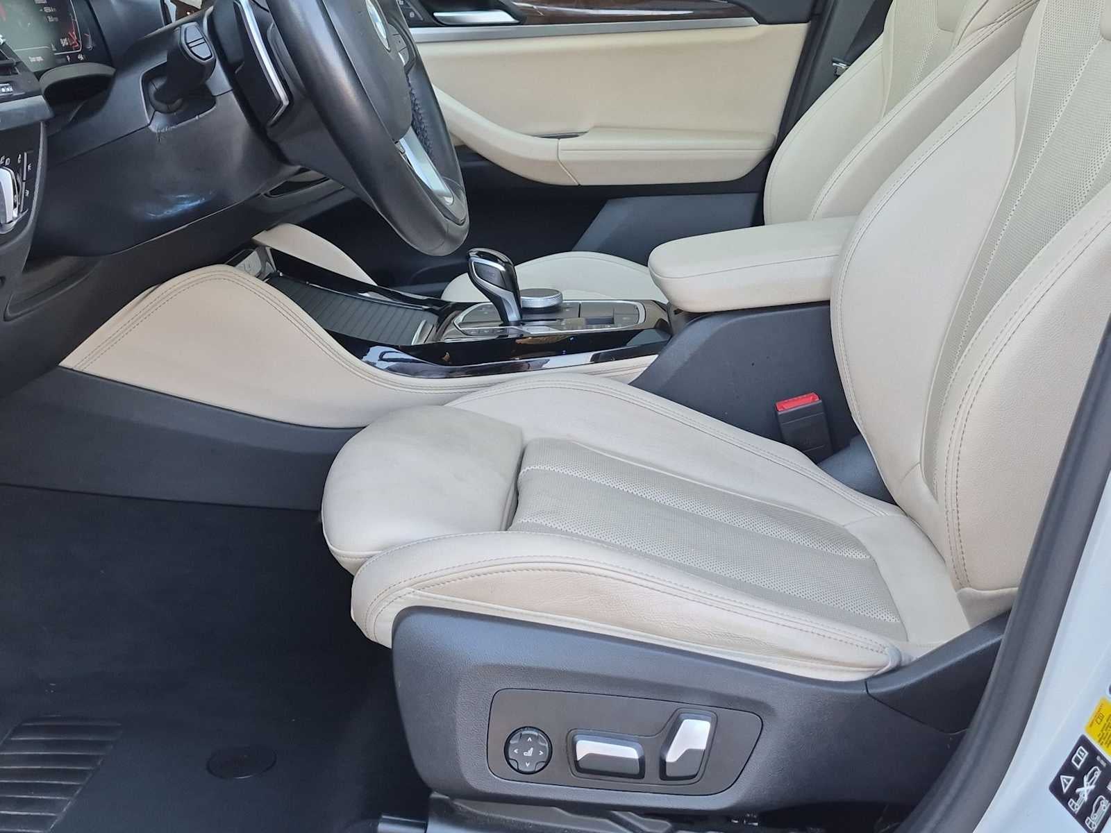 2023 BMW X4 xDrive30i