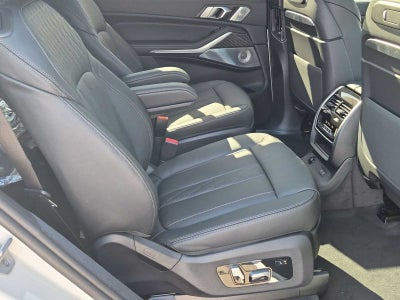 BMW X7 M60i 2027