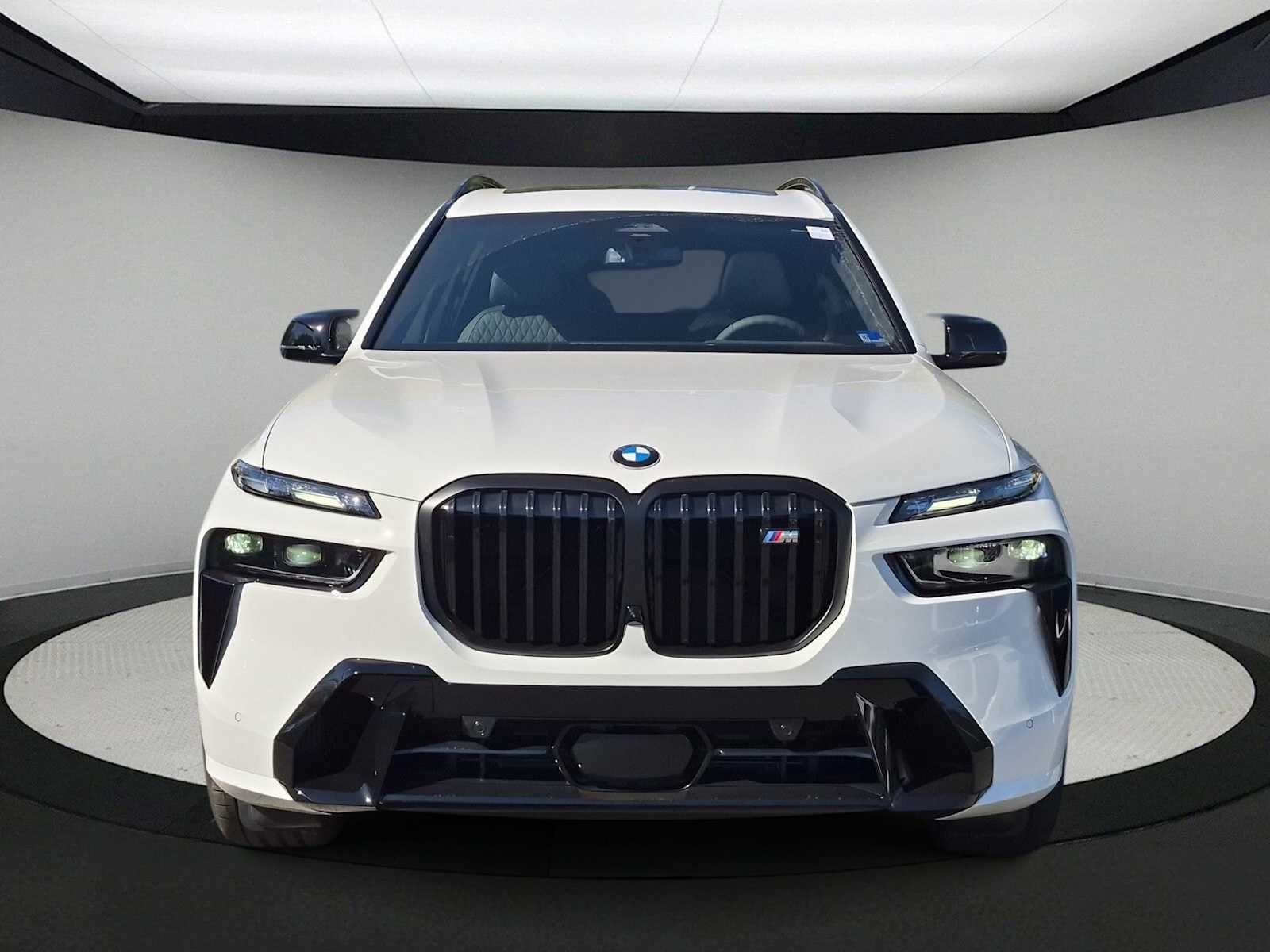 BMW X7 M60i 2027