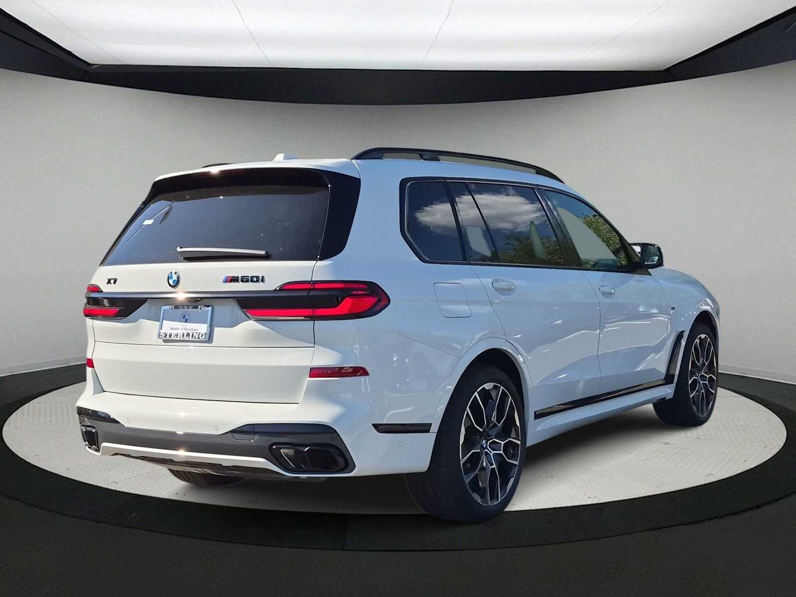 BMW X7 M60i 2027