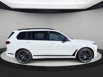 BMW X7 M60i 2027