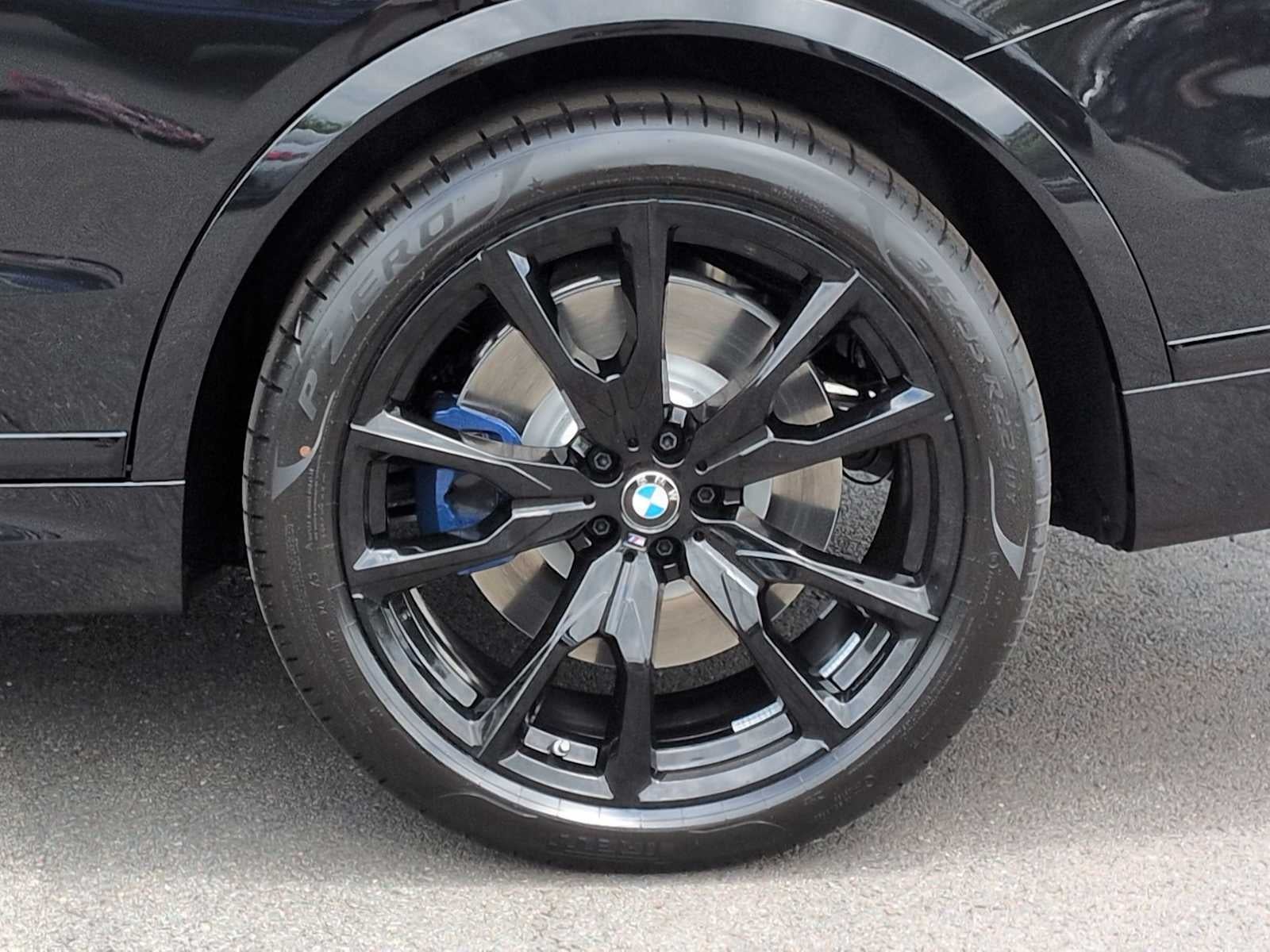 BMW X7 M60i 2027