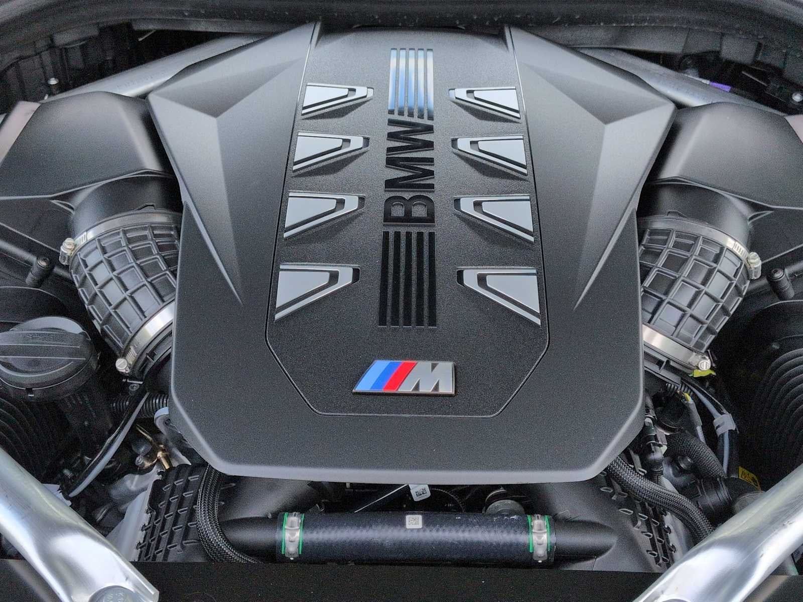 BMW X7 M60i 2027