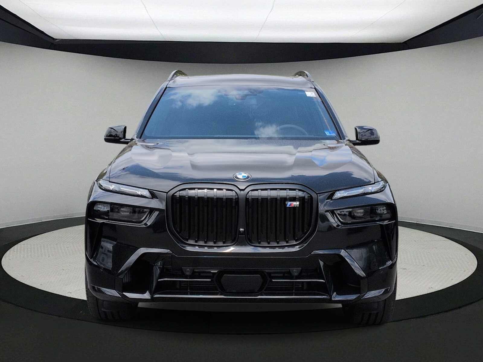 BMW X7 M60i 2027