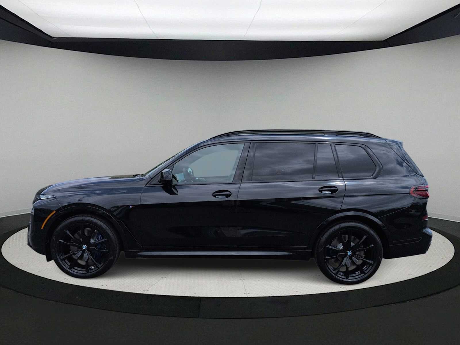 BMW X7 M60i 2027