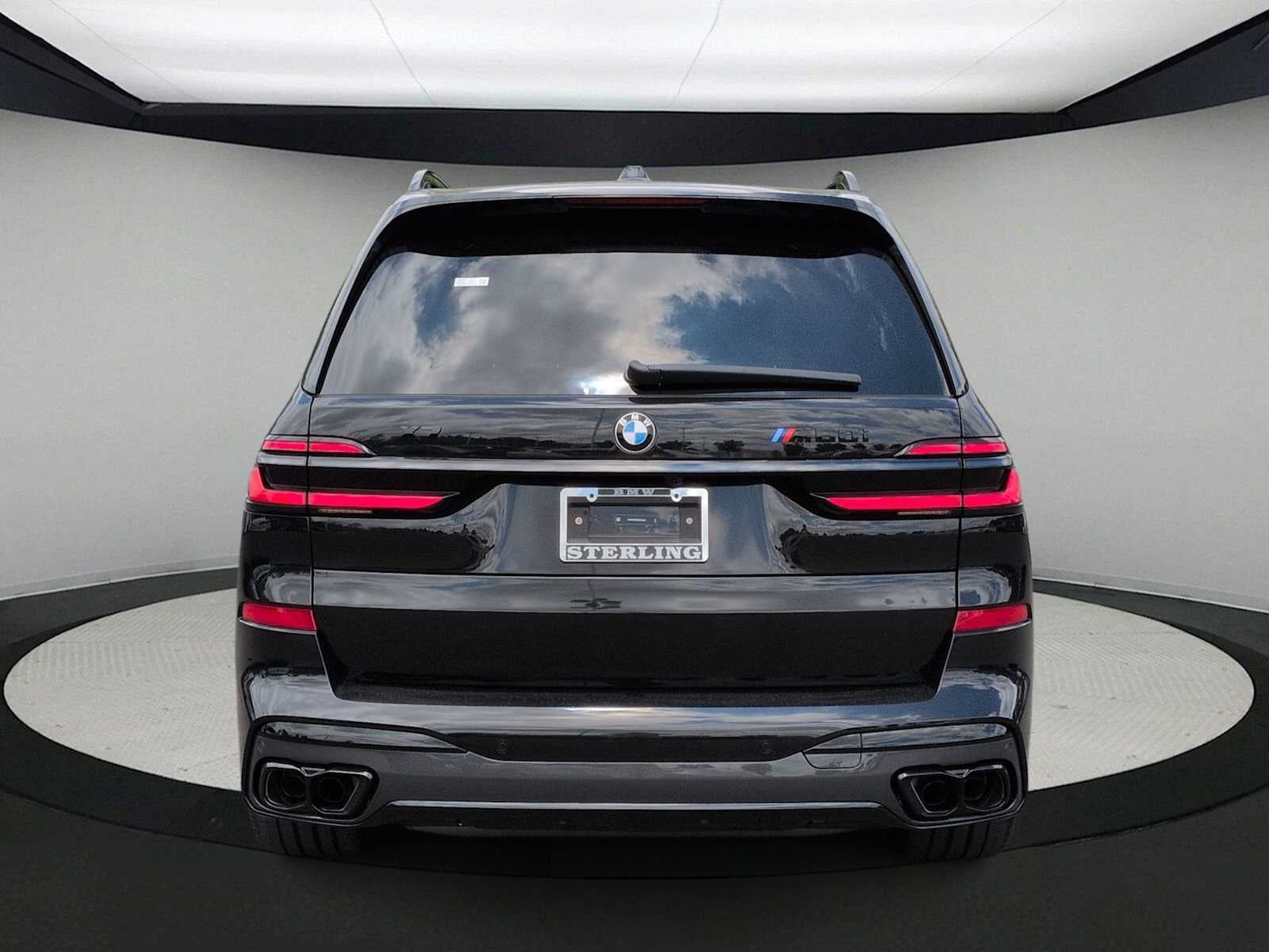 BMW X7 M60i 2027