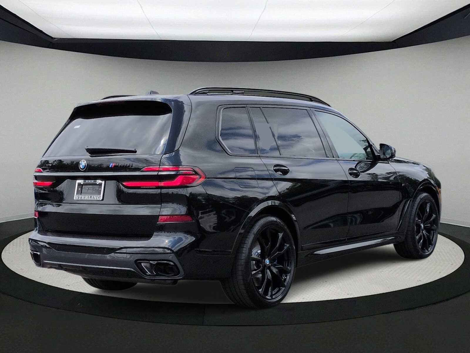 BMW X7 M60i 2027