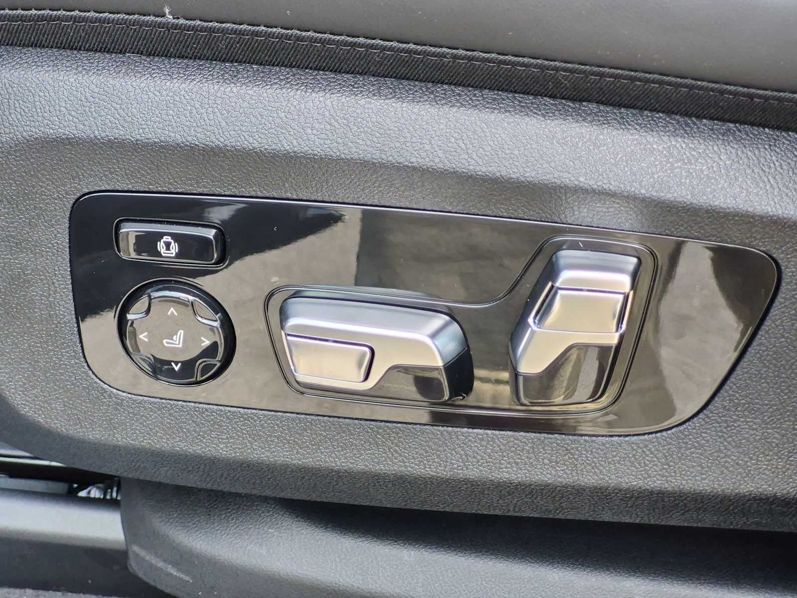 BMW X7 M60i 2027