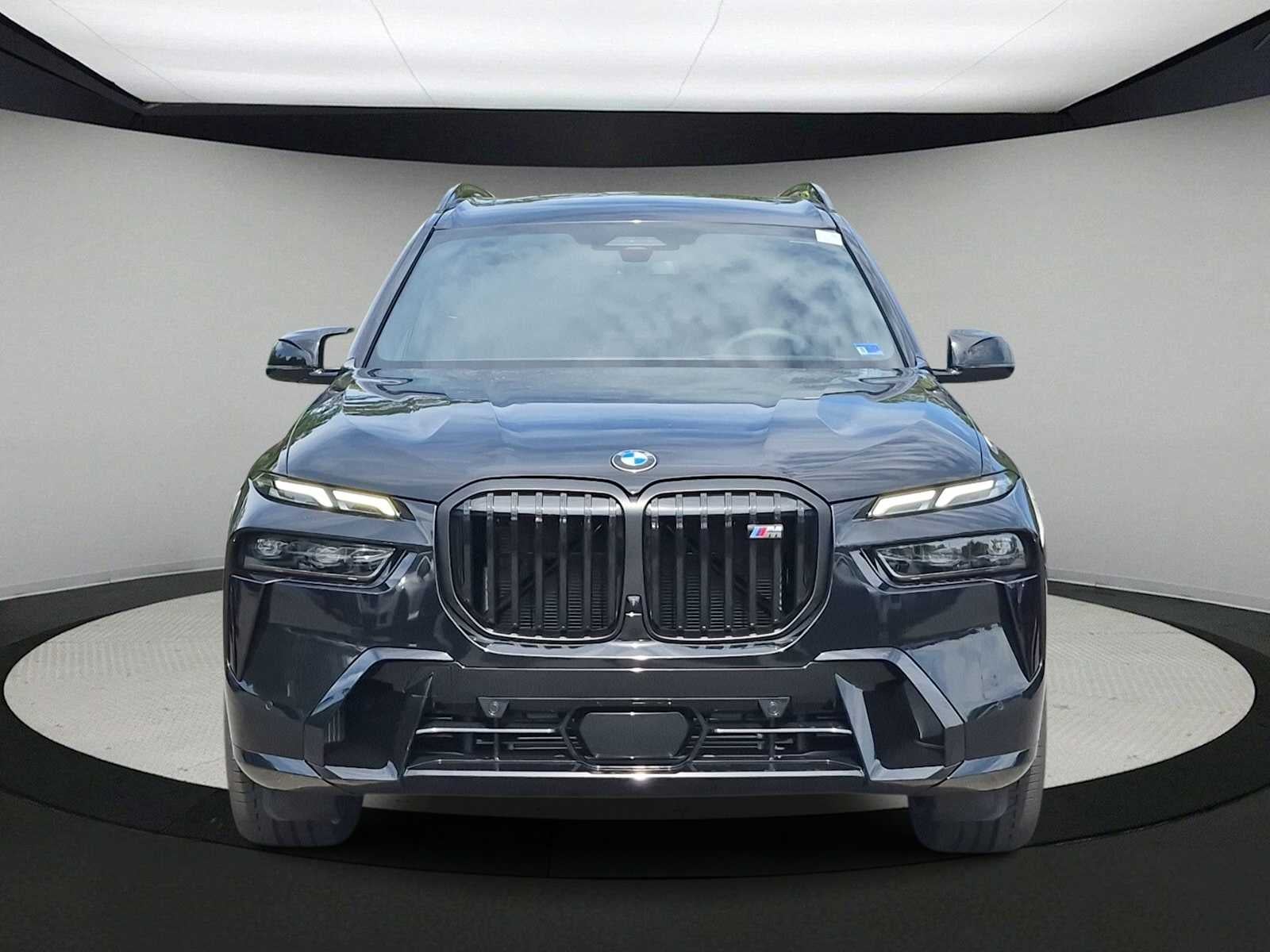 BMW X7 M60i 2027