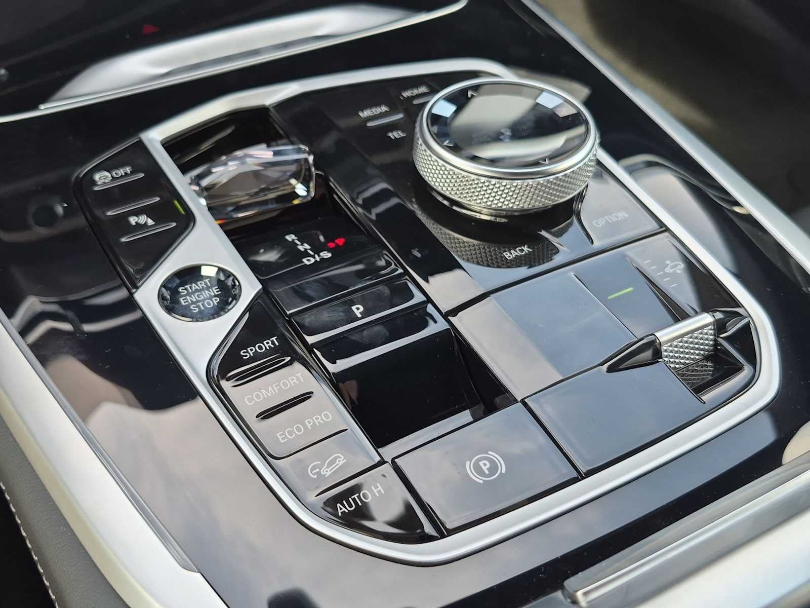 BMW X7 M60i 2027