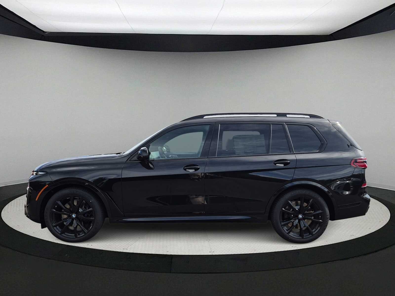 BMW X7 M60i 2027