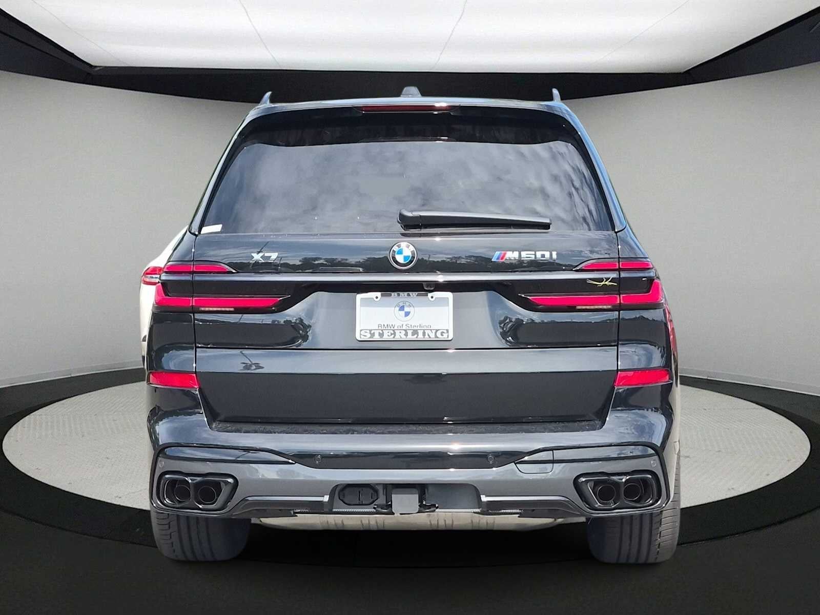 BMW X7 M60i 2027