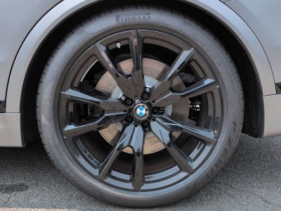 BMW X7 M60i 2027
