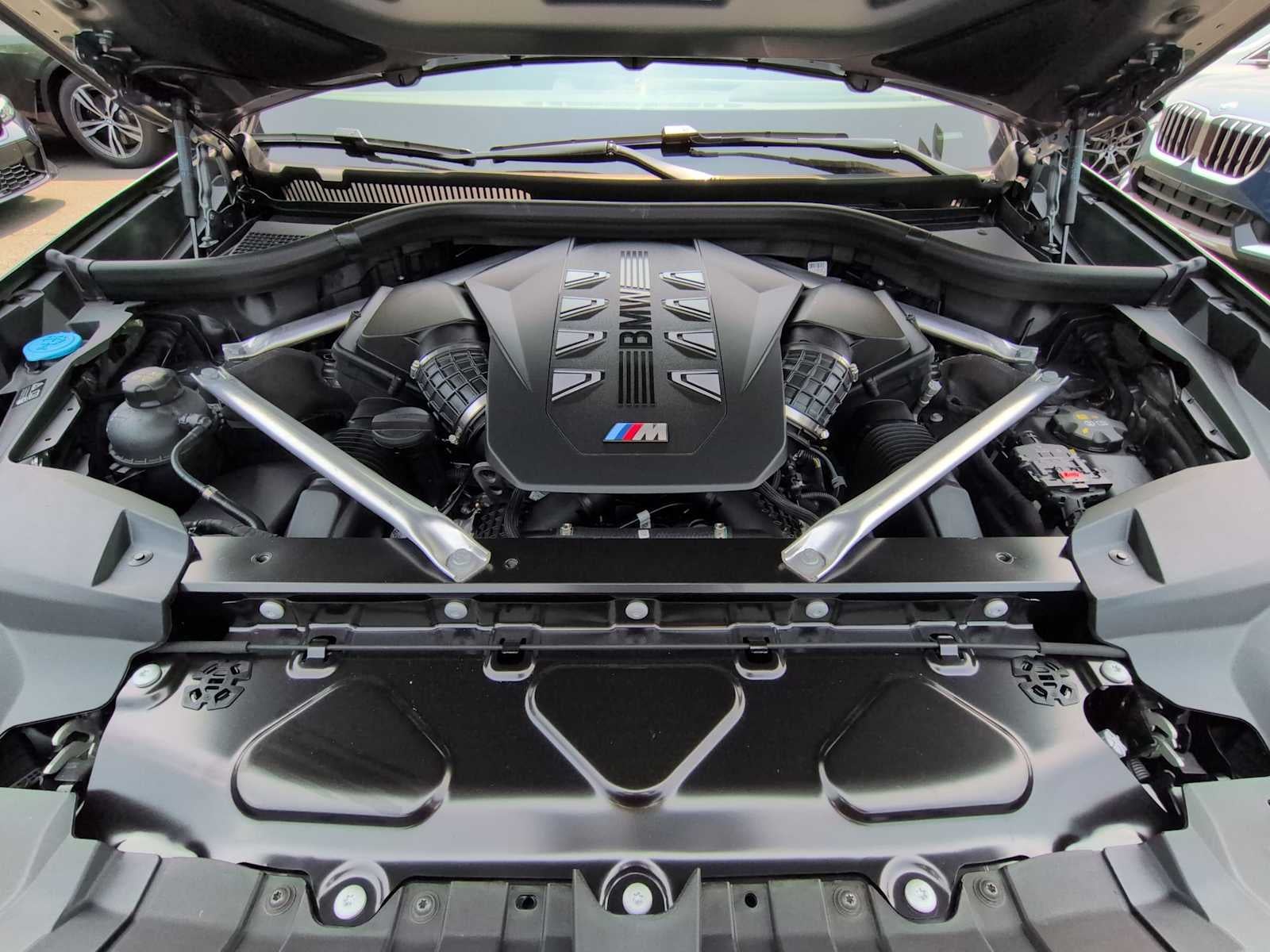 BMW X7 M60i 2027