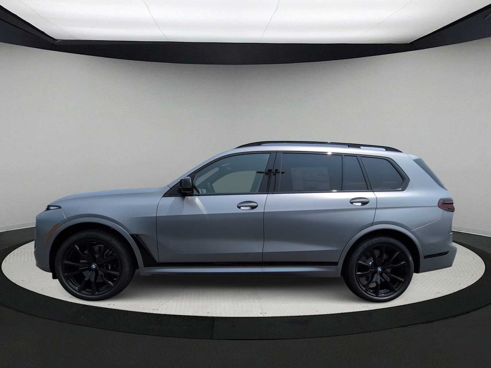 BMW X7 M60i 2027
