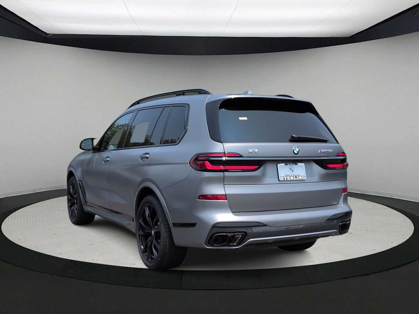 BMW X7 M60i 2027