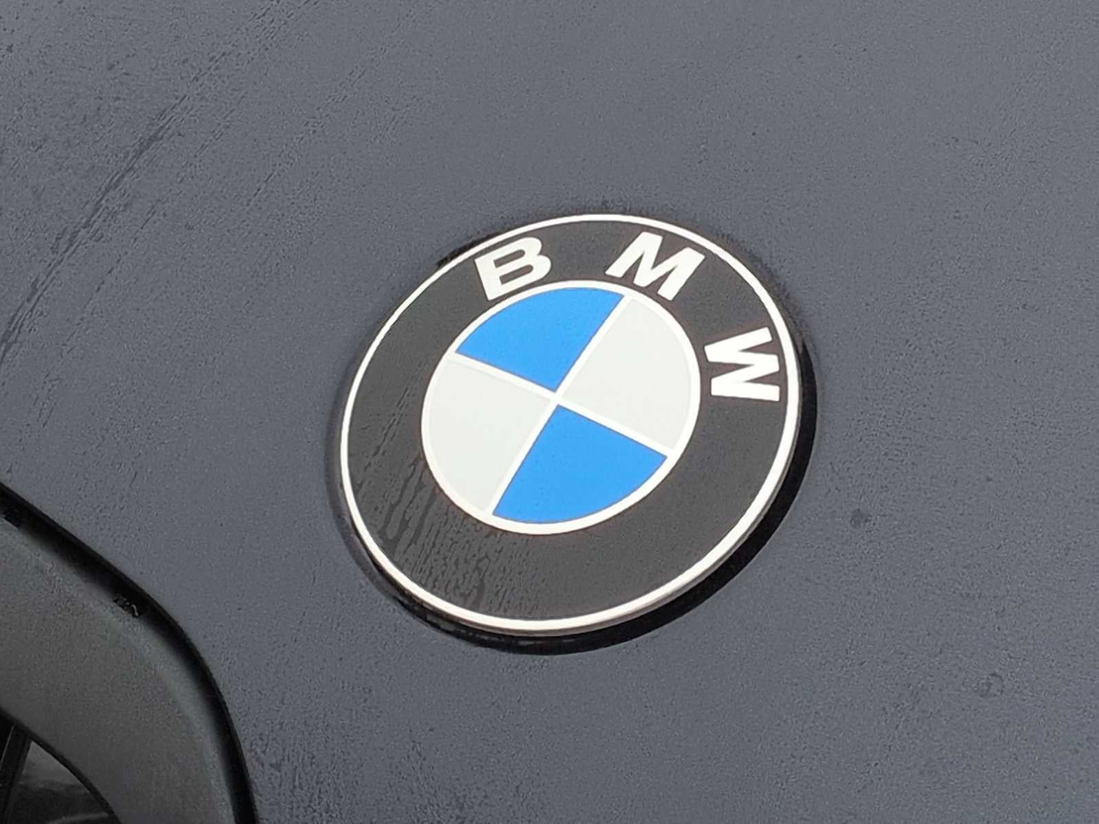 2026 BMW X7 M60i M60i