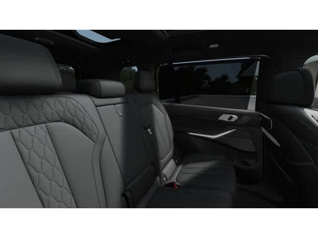 2026 BMW X7 M60i M60i