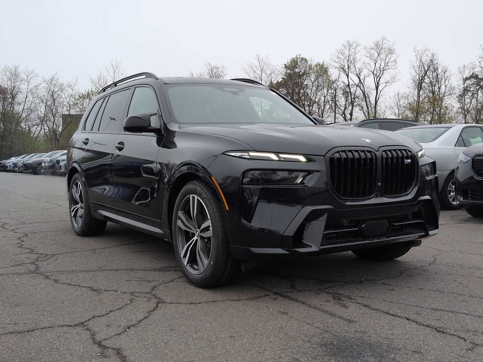 2026 BMW X7 M60i M60i