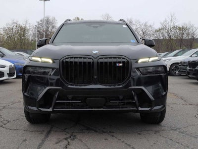 2026 BMW X7 M60i M60i