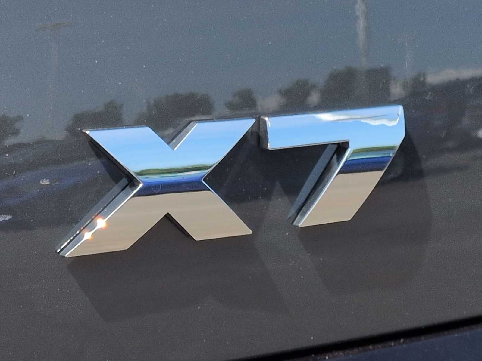 BMW X7 M60i 2027