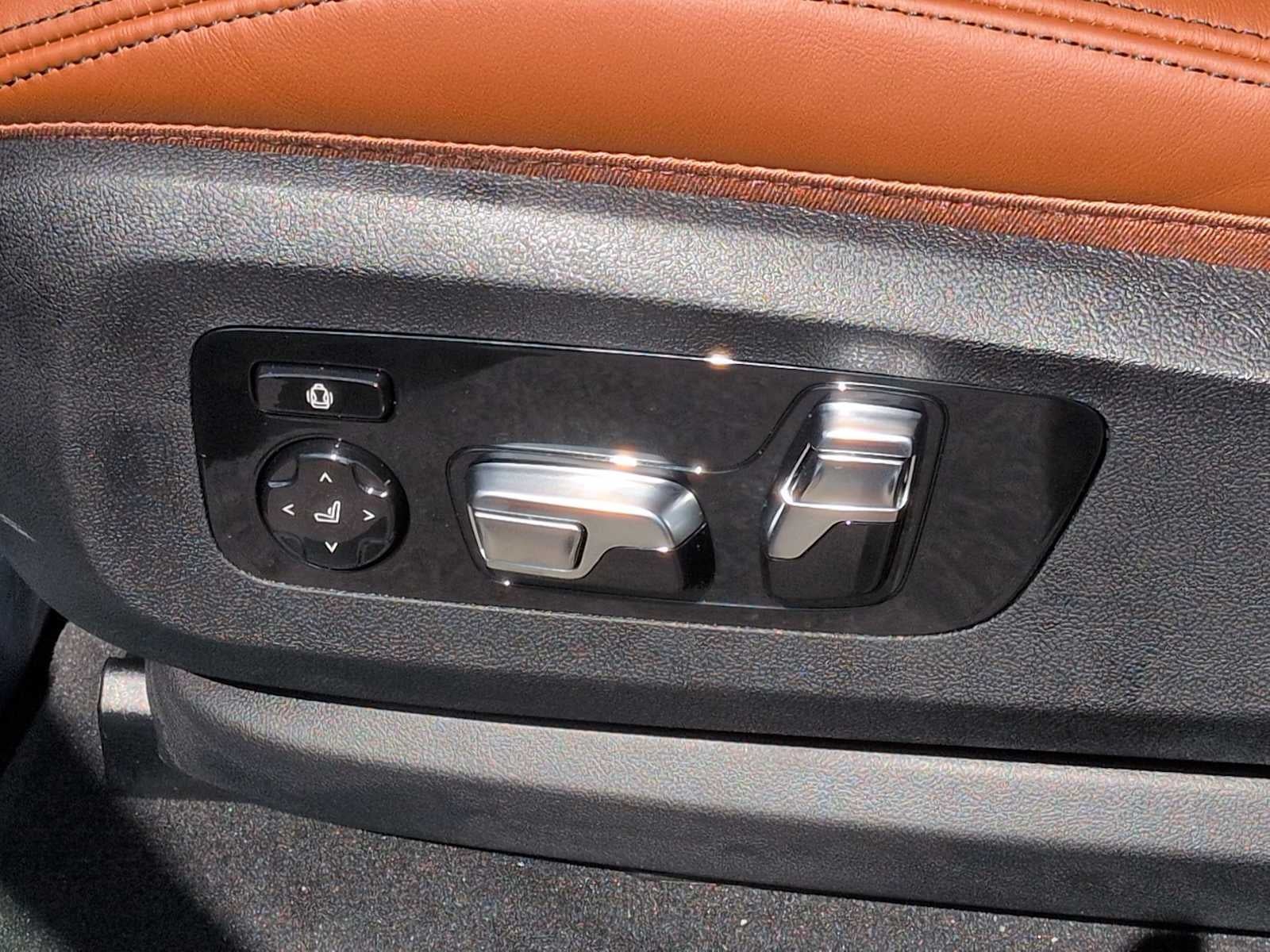 BMW X7 M60i 2027
