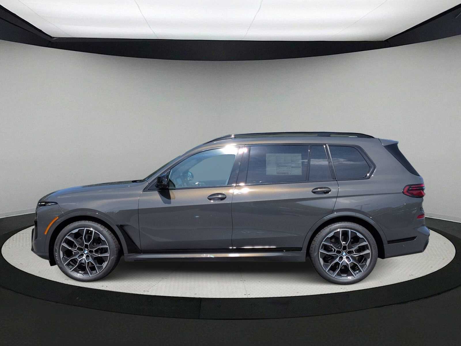 BMW X7 M60i 2027