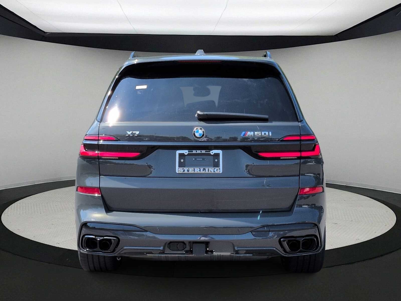 BMW X7 M60i 2027