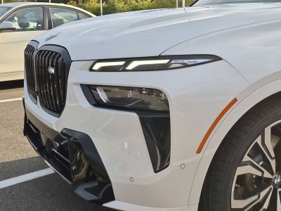 BMW X7 M60i 2027