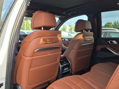 BMW X7 M60i 2027