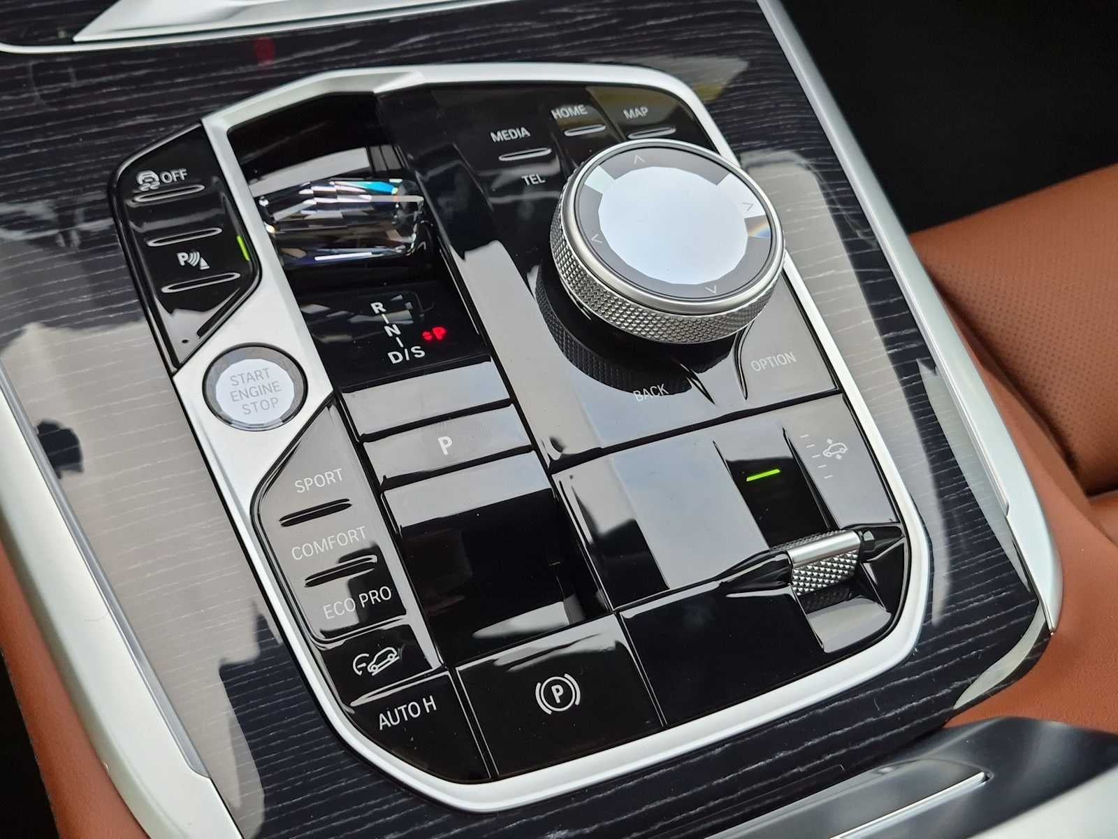 BMW X7 M60i 2027