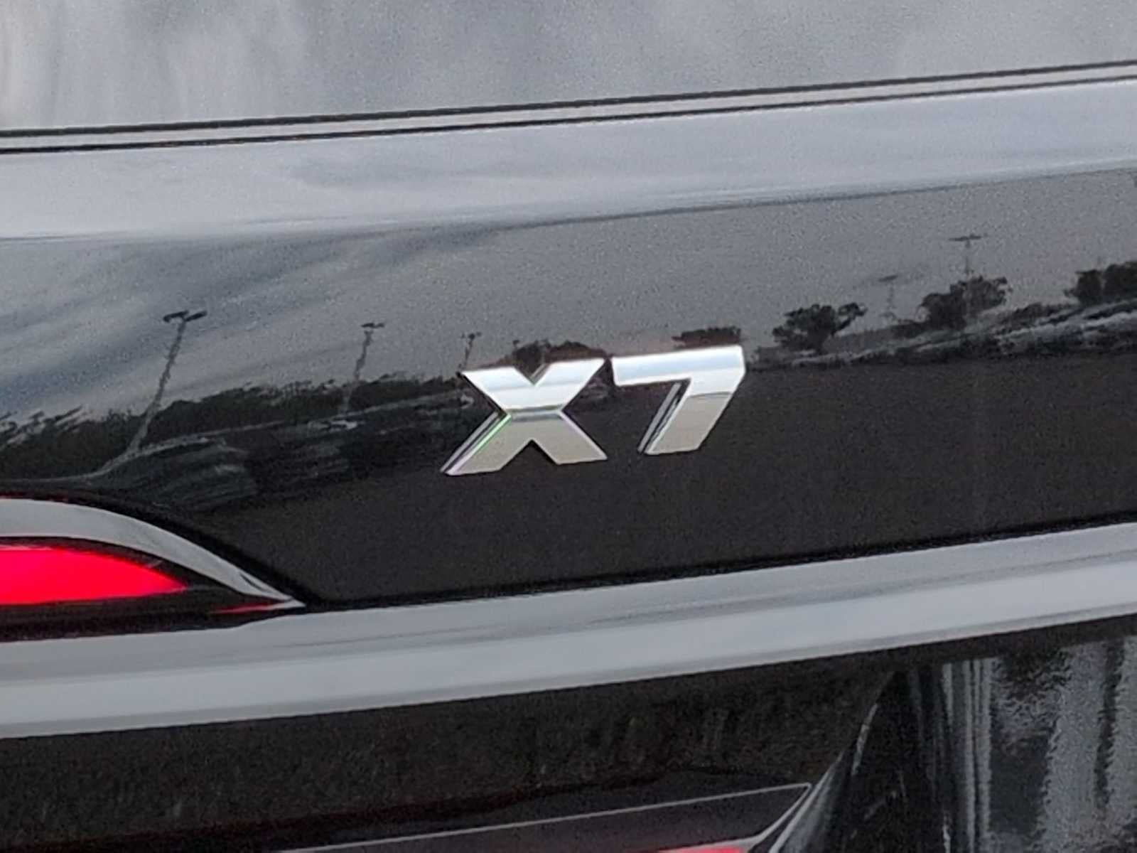BMW X7 M60i 2027