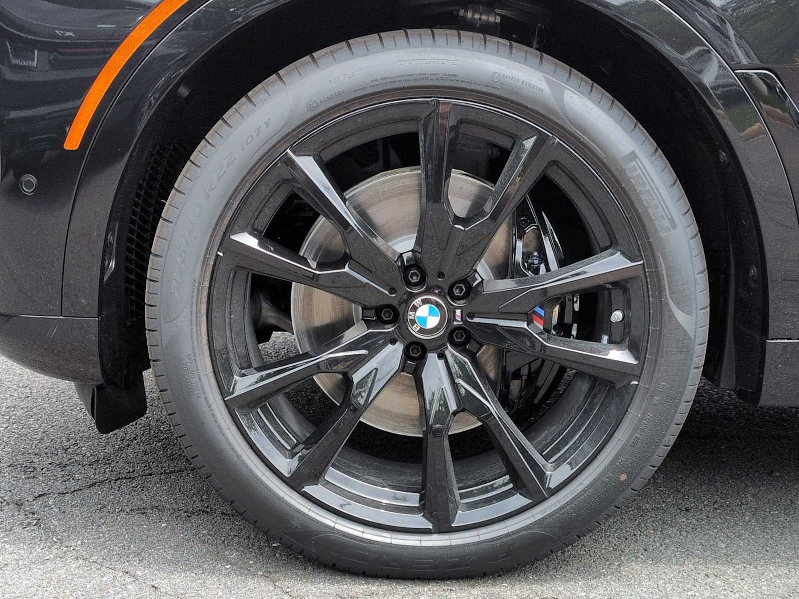 BMW X7 M60i 2027