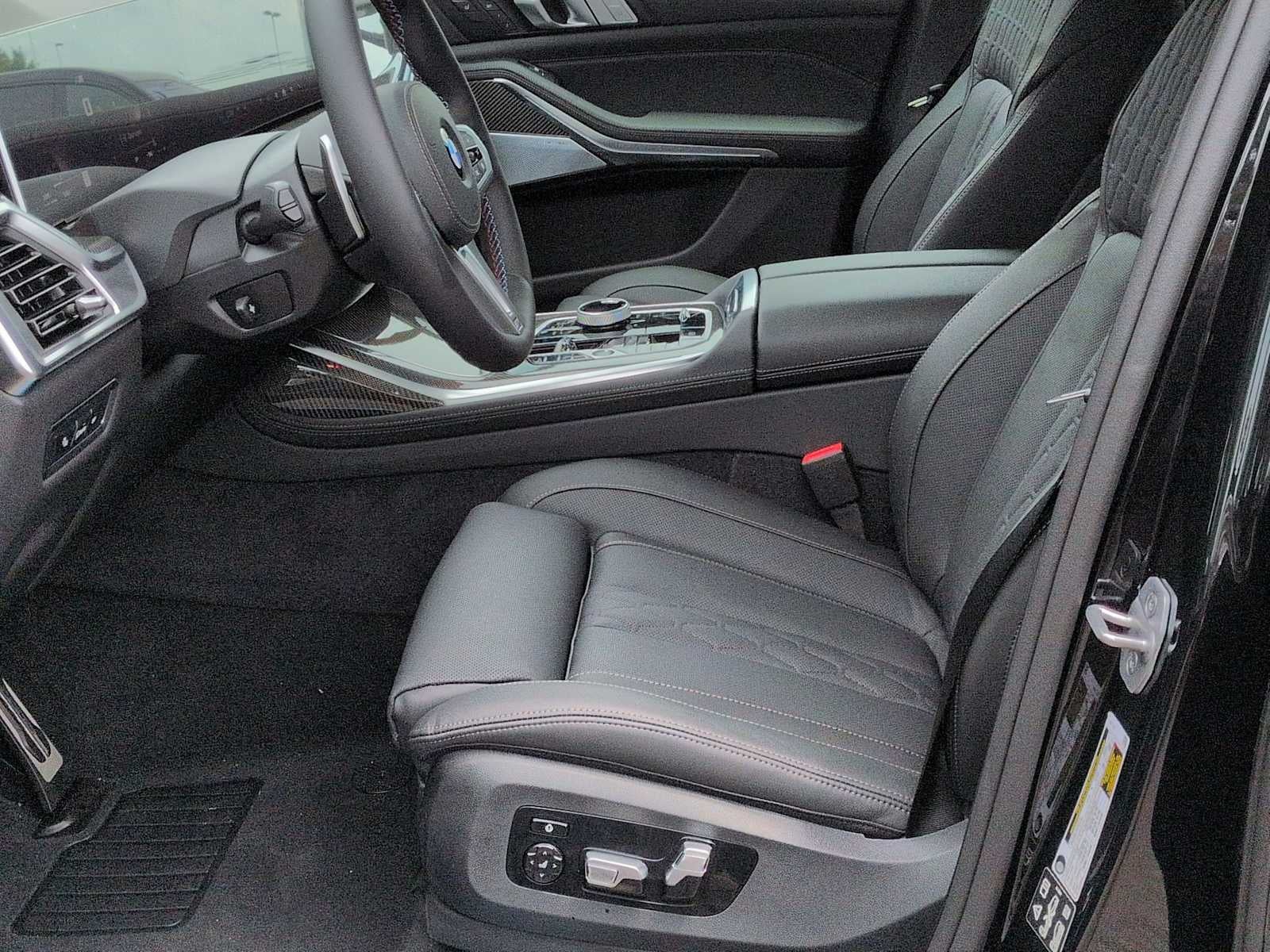 BMW X7 M60i 2027